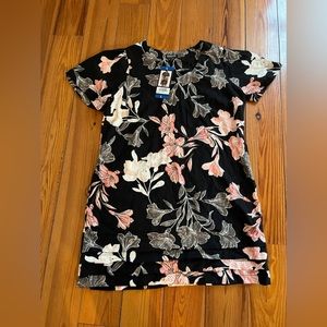 Pretty Nicole Miller Black W/Floral Print Sheath With Ruffled Hem, Size L, NWT